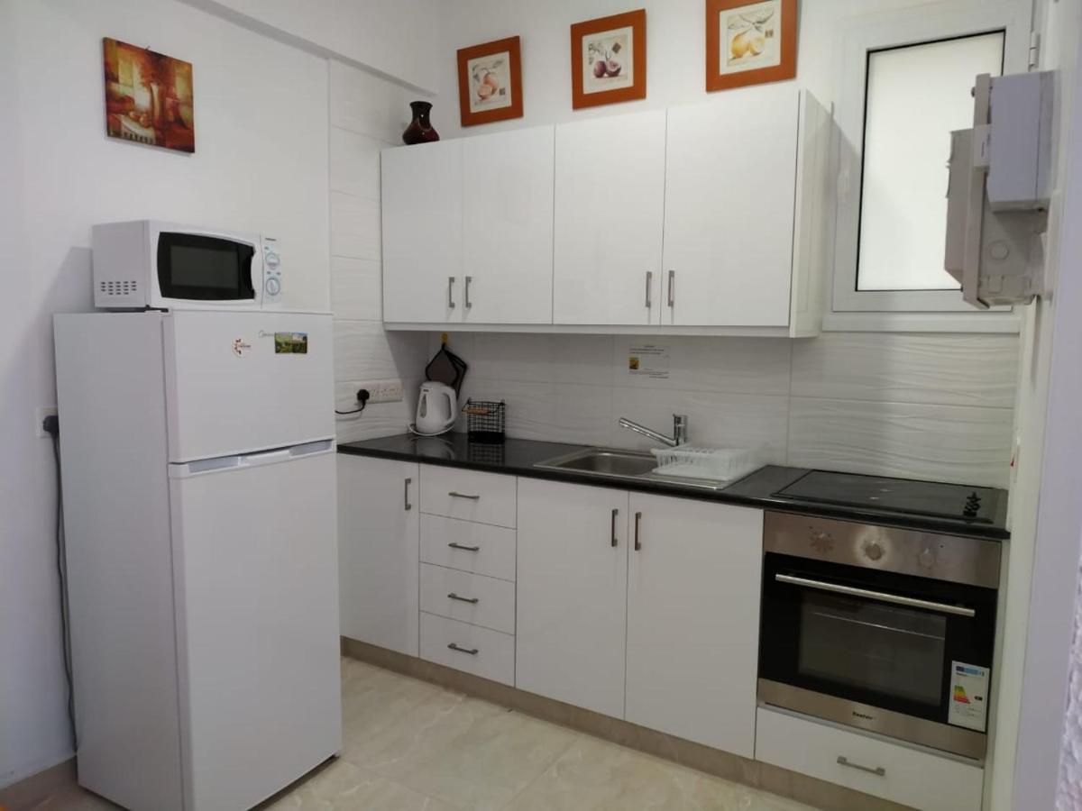 1 Bedroom Apartment Larnaka Exterior foto