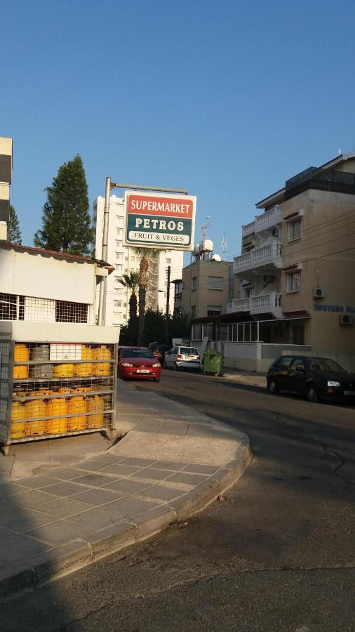 1 Bedroom Apartment Larnaka Exterior foto